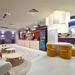Old Town Hotel *